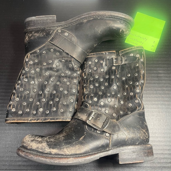 BNWOB Frye Distressed Studded Black Moto Short Boot 5.5M PRICE FIRM! NO OFFERS! - Picture 6 of 16